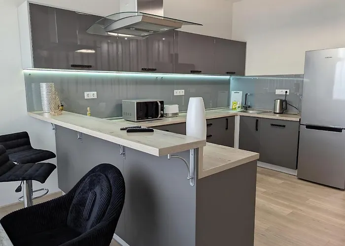 Modern By The Sea In Arcadia Appartement