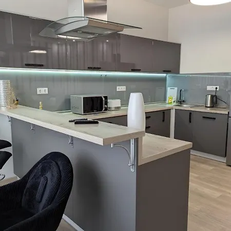 Modern By The Sea In Arcadia Daire